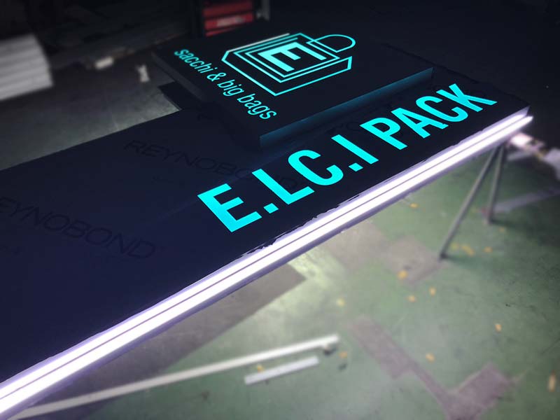 dettaglio produzione totem luminoso elcipack srl parma