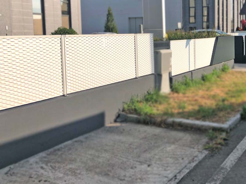 dettaglio recinzione luminosa coopservice corte tegge