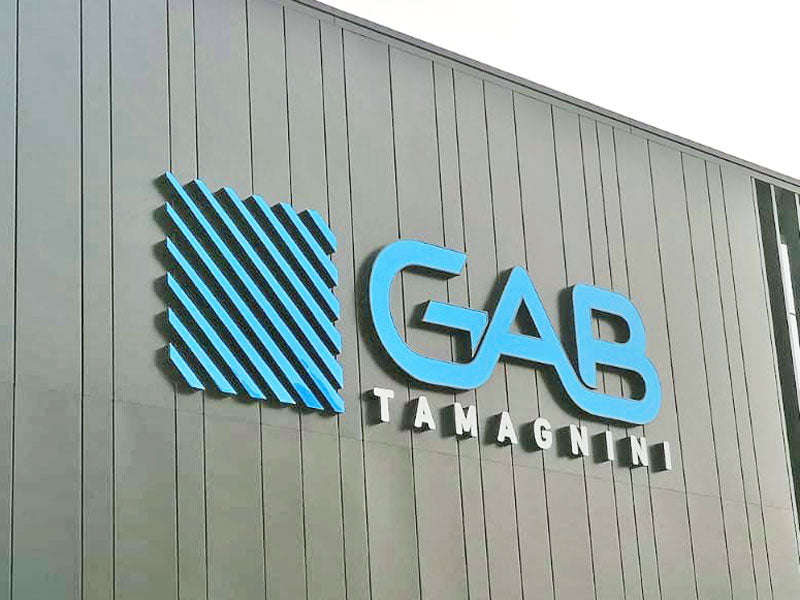 insegna luminosa gab tamagnini reggio emilia