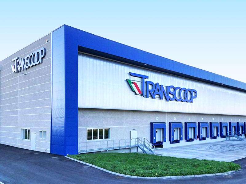 insegna luminosa scatolare transcoop reggio emilia