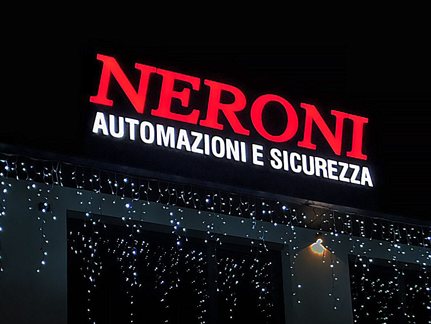 Neroni - Insegna luminosa a lettere scatolate