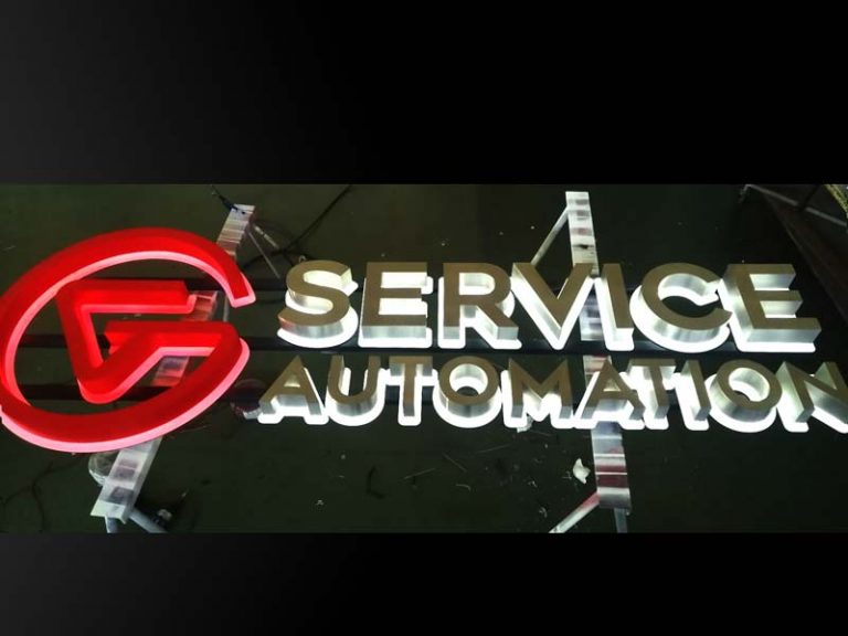 produzione insegna retroilluminata acciaio inox satinato g service automation scandiano