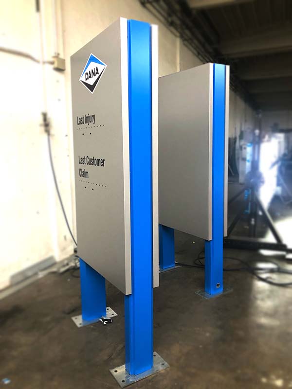 produzione totem segnaletici luminosi dana spa vercelli