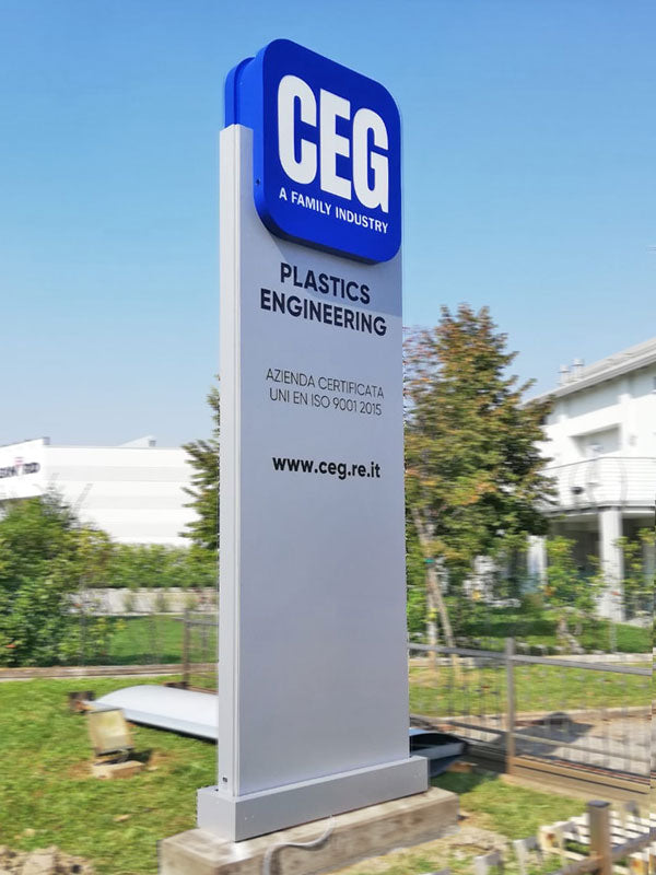 totem luminoso a led ceg srl correggio