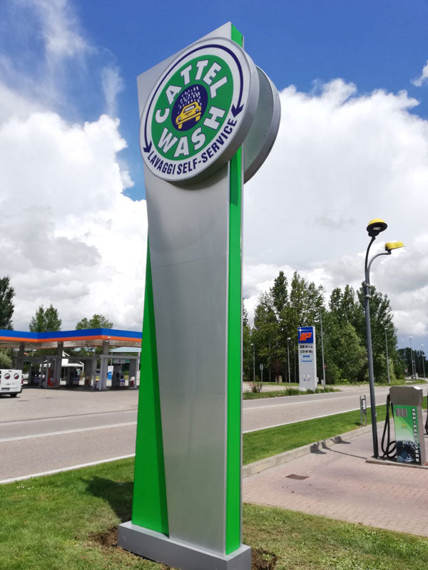 totem luminoso cattel wash ferrara