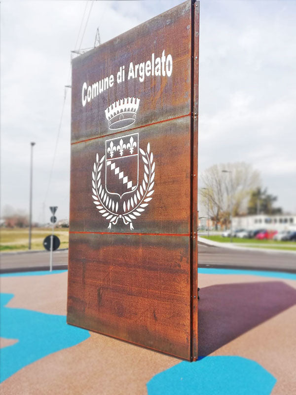 totem luminoso corten comune di argelato bologna