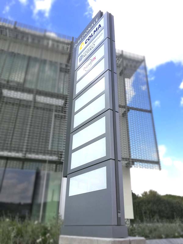 totem modulare centro direzionale macerata