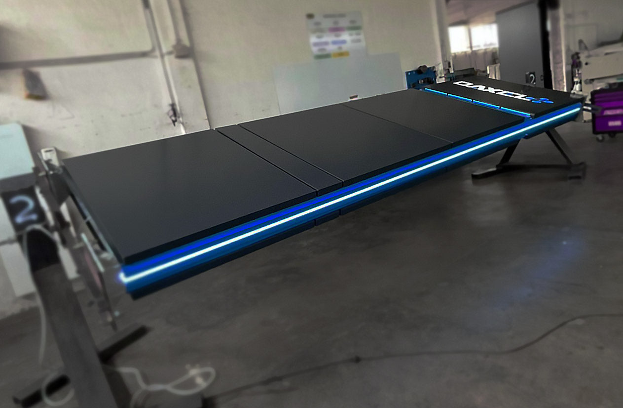 Daxel, Rubiera  - Totem aziendale luminoso design modello Modular