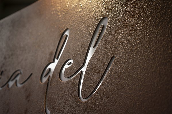 Insegne in corten