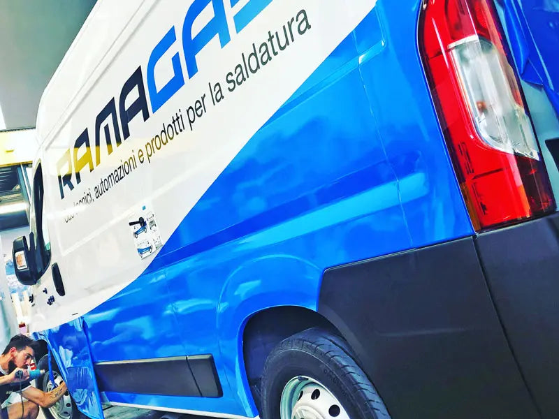 Decorazione grafica veicolo Ramagas