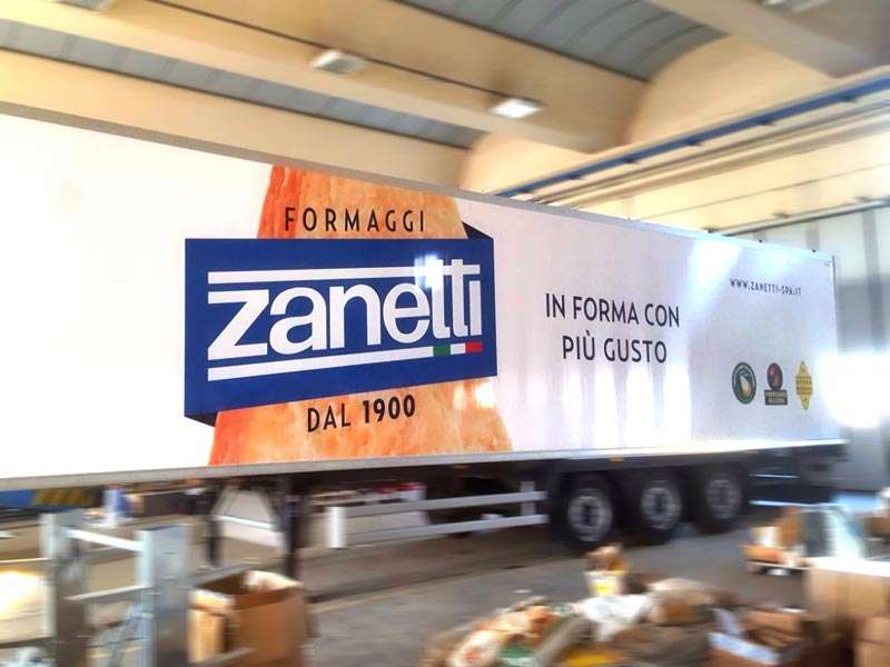 decorazione automezzi formaggi zanetti bologna