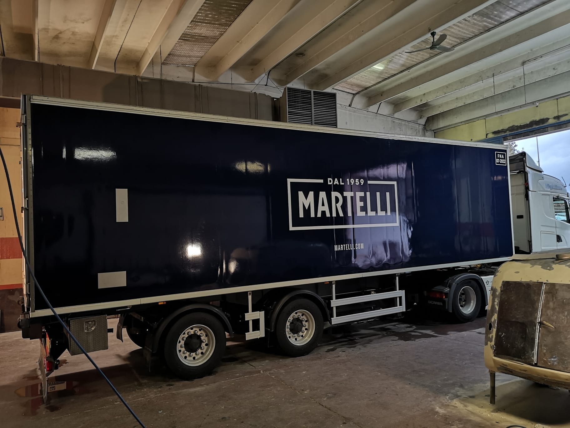decorazione automezzi martelli fratelli mantova