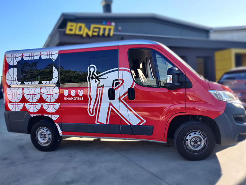 decorazione automezzi  pallacanestro reggiana reggio emilia