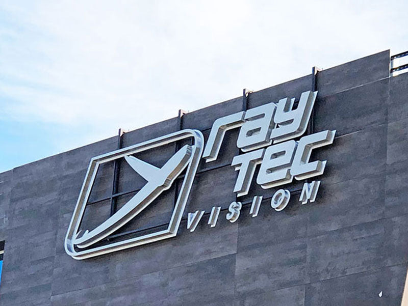 Ray Tec - Insegna luminosa scatolata retroilluminata in acciaio inox