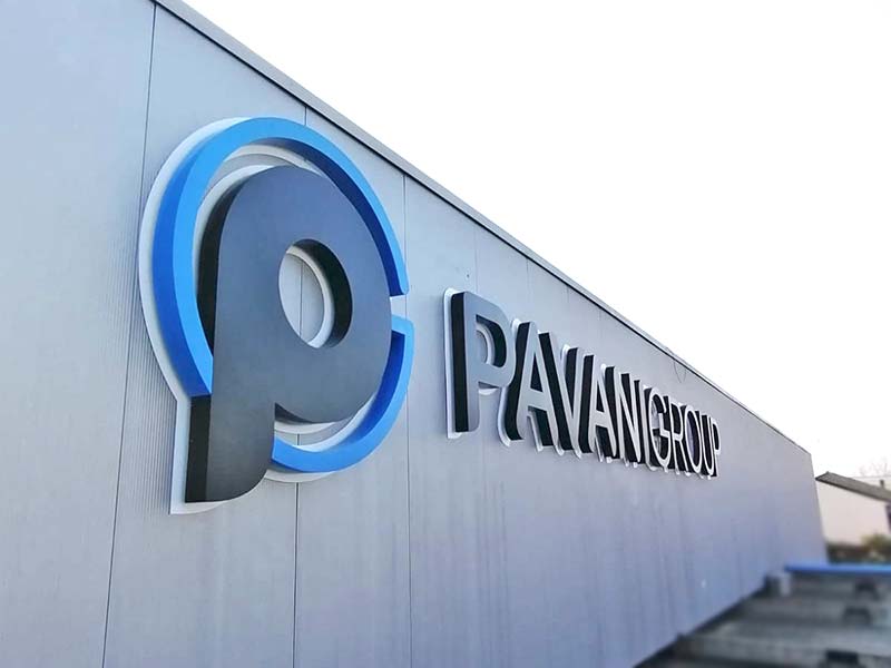 Pavani Group - Insegne a lettere scatolate retroilluminate a led