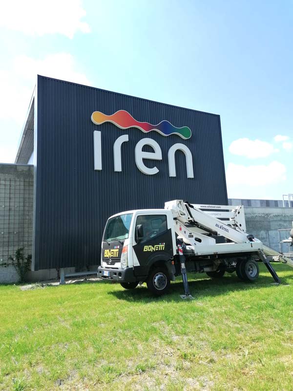 Iren - Insegna luminosa a lettere scatolate