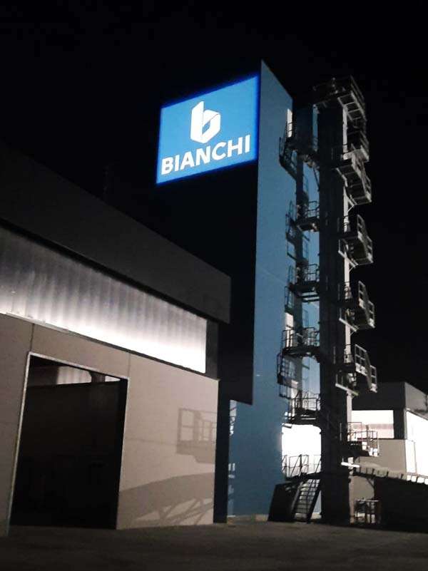 insegna luminosa aziendale bianchi casseforme parma