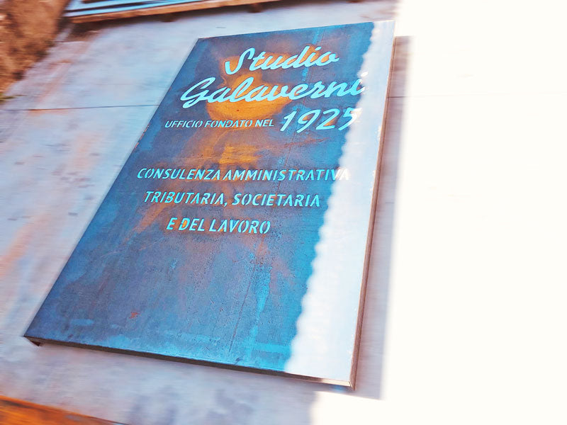 insegna luminosa corten studio galaverni reggio emilia