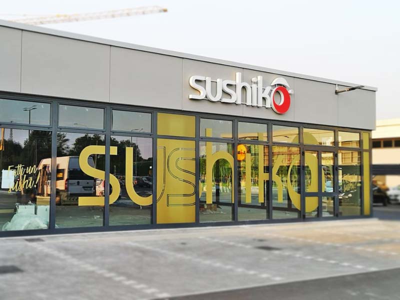 insegna luminosa e vetrofanie esterne sushiko brescia
