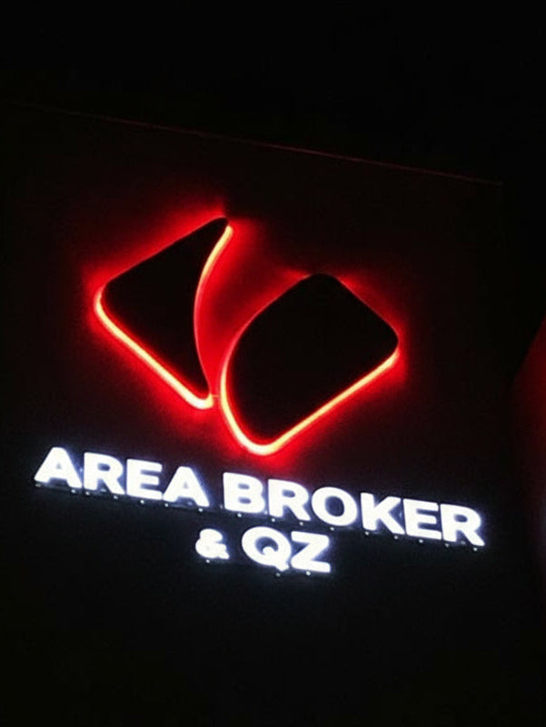 insegna luminosa scatolare area broker reggio emilia