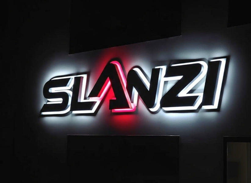 insegna luminosa scatolare retroilluminata alluminio slanzi oleodinamica novellara