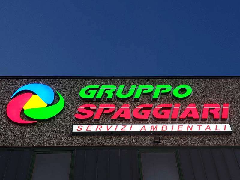 insegna luminosa scatolare spaggiari espurghi reggio emilia