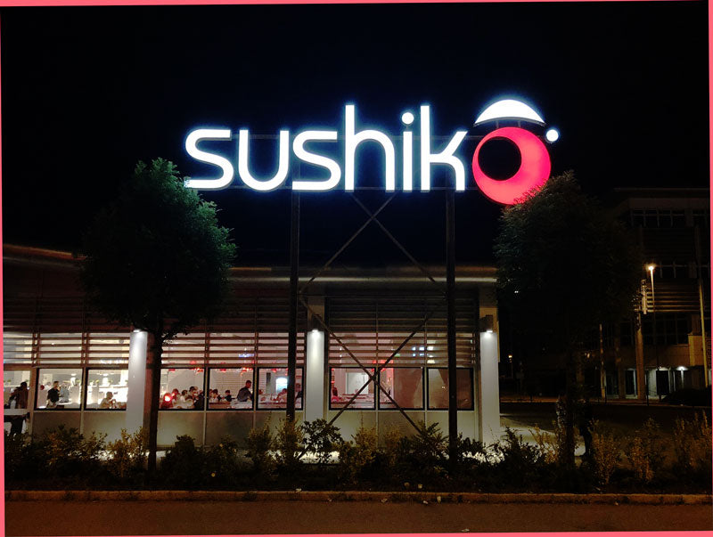 insegna luminosa sushiko bologna