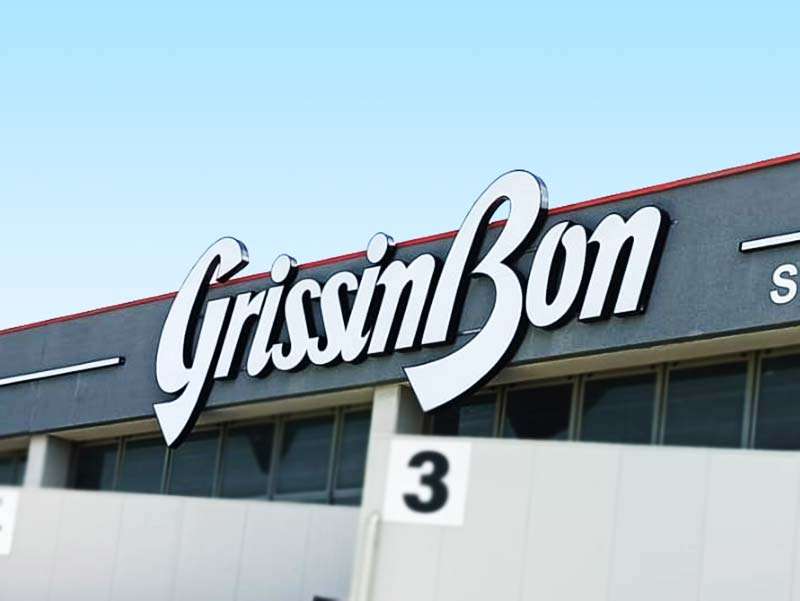 insegna pubblicitaria luminosa grissin bon campegine reggio emilia