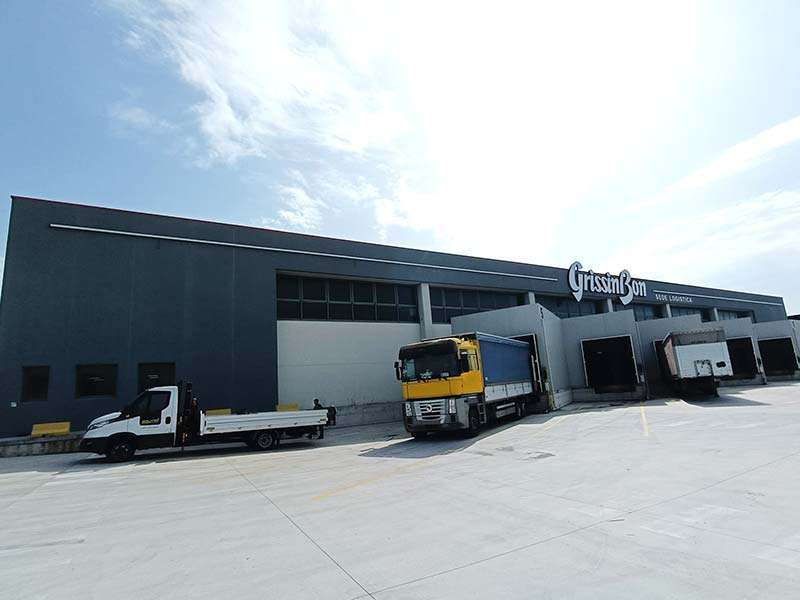 insegna pubblicitaria luminosa grissin bon campegine reggio emilia