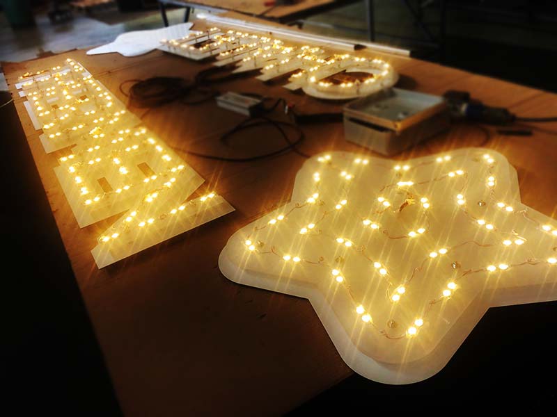 produzione insegna scatolare retroilluminata thermen chalet bolzano
