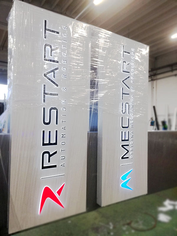 produzione totem luminoso a stelo restart livorno