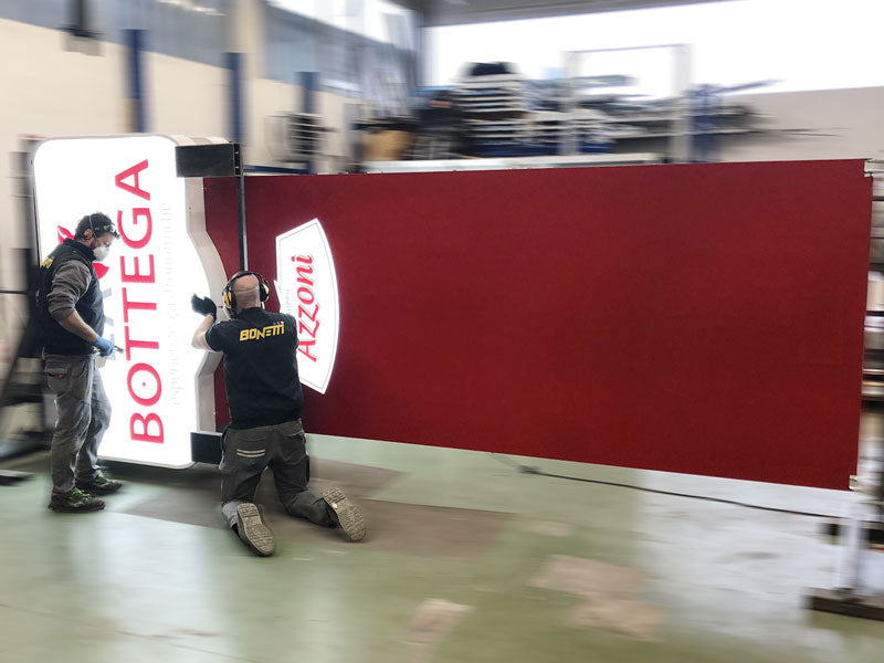 produzione totem luminoso la bottega azzoni salumi mantova