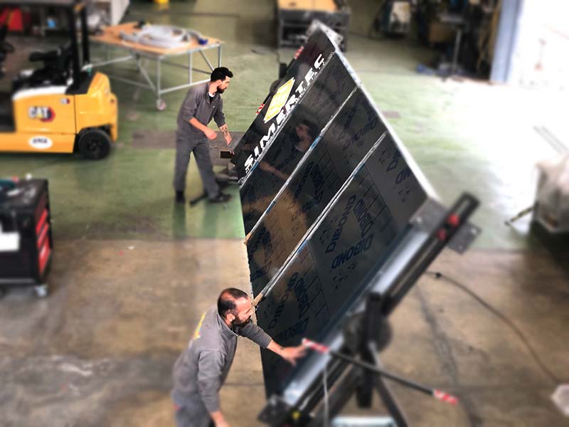 produzione totem luminoso modulare simertec scandiano