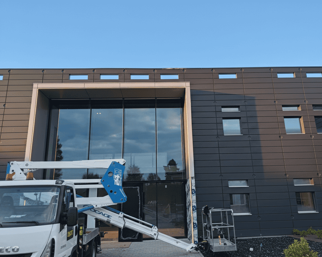 bonetti realizza il portale design per meta hydraulics a reggio emilia