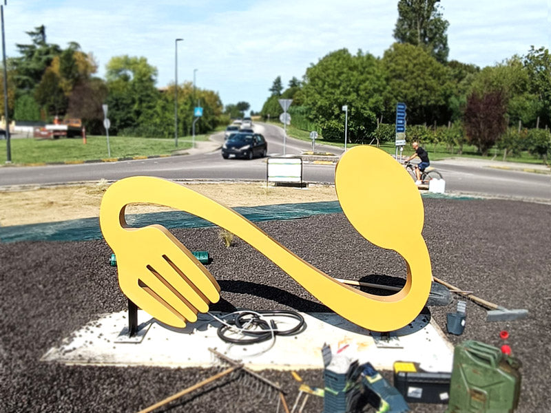 Daele Banqueting - Logo aziendale scatolare per rotatoria