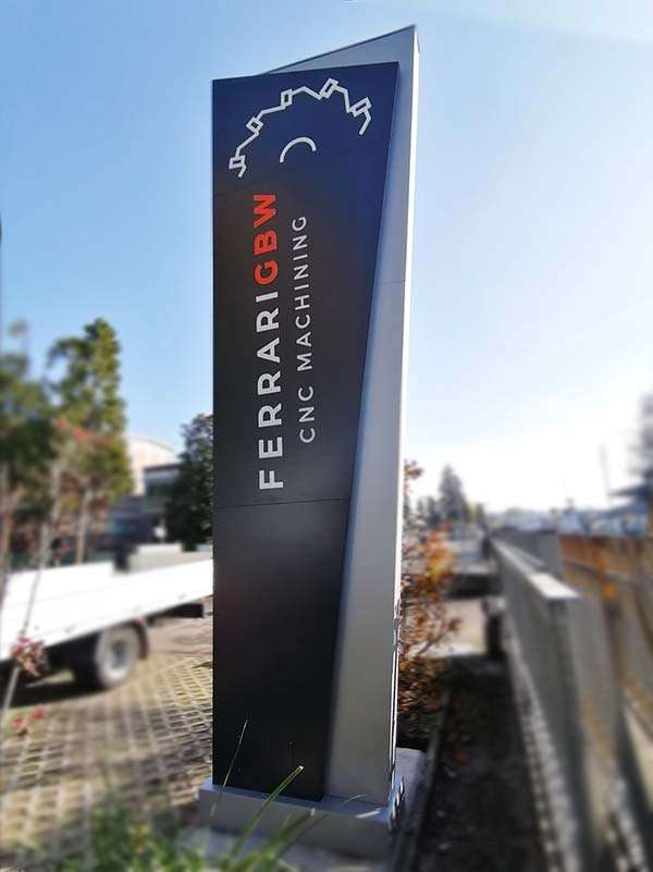 Ferrari Gbw - Totem luminoso design