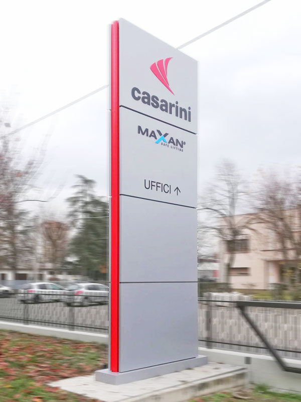 Casarini - Totem aziendale luminoso modulare