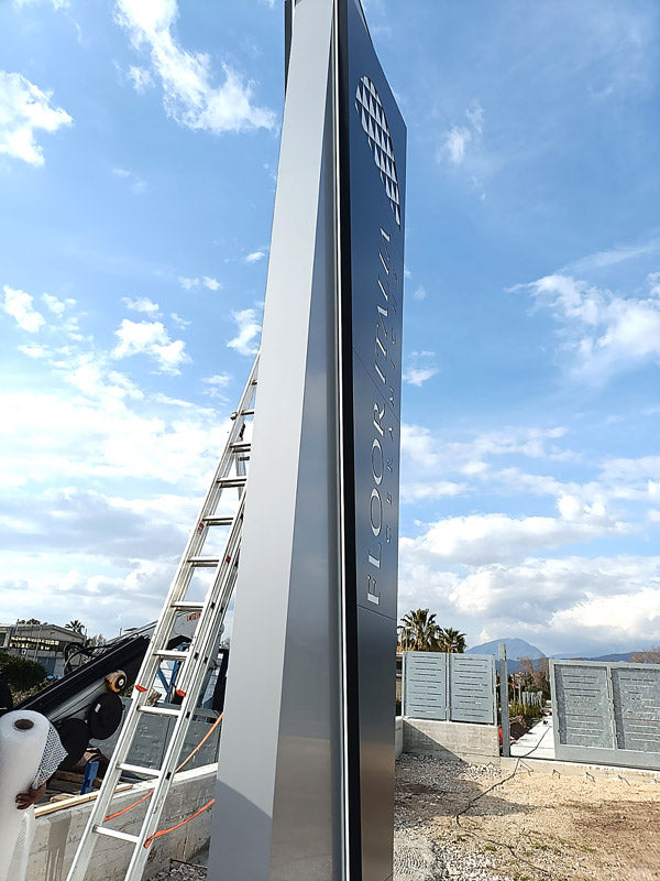 totem aziendale sail floor italia battipaglia salerno
