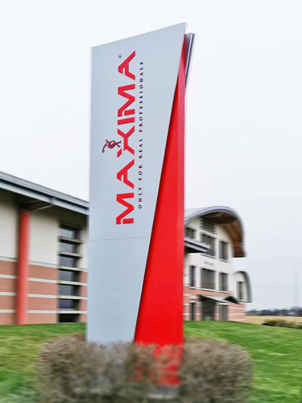Maxima - Totem aziendale luminoso