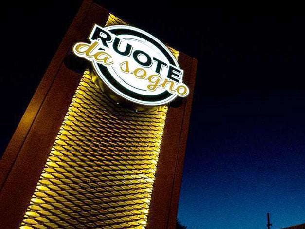 totem lamiera stirata ruote da sogno reggio emilia