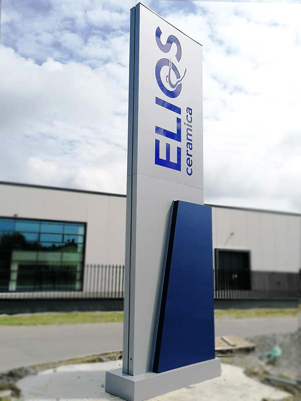 totem luminoso a led elios ceramica fiorano modenese
