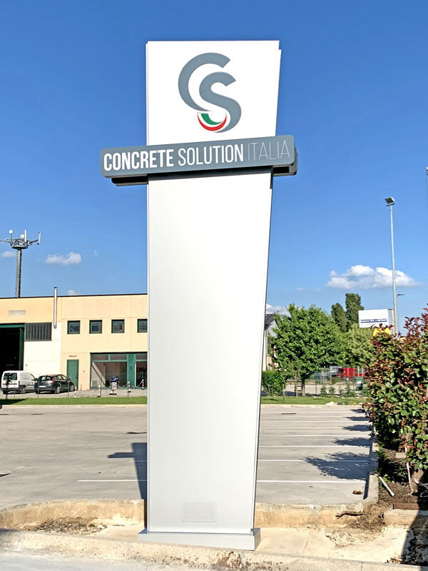 totem luminoso concrete solution mantova