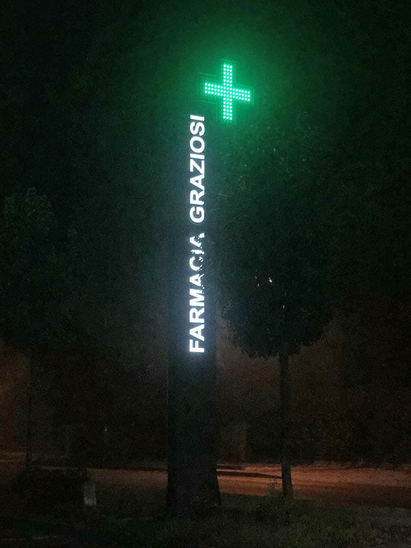 totem luminoso croce a led farmacia graziosi reggio emilia
