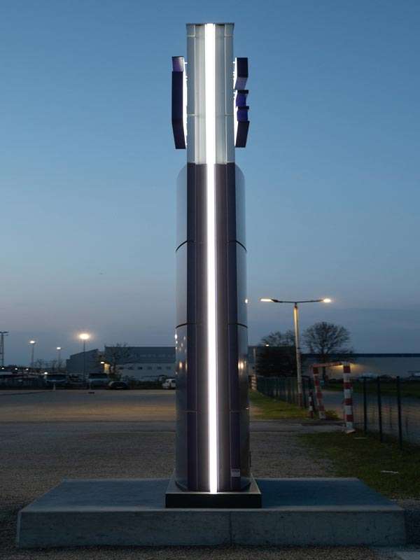 totem luminoso farid spa torino