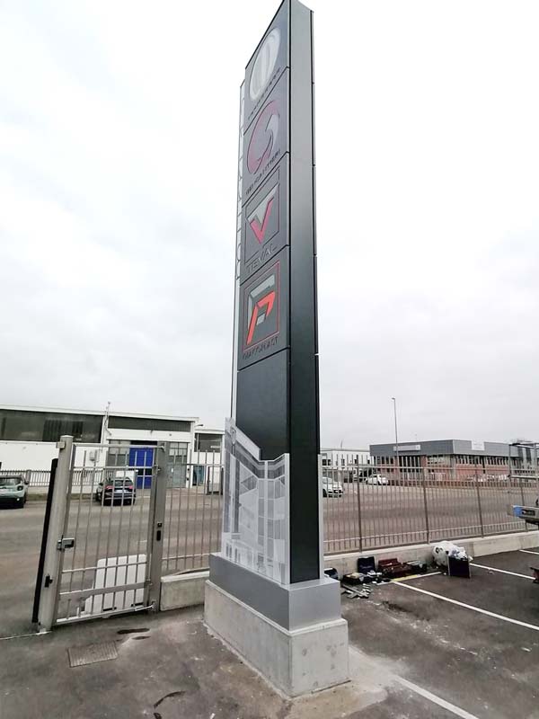 totem luminoso gencantieri spa milano