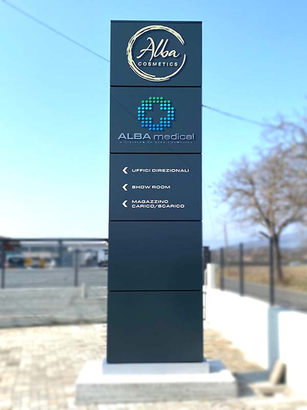 totem luminoso modulare alba cosmetics ivrea